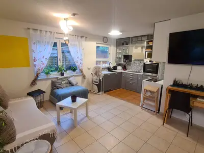 Photo, INSIDE, OUTSIDE