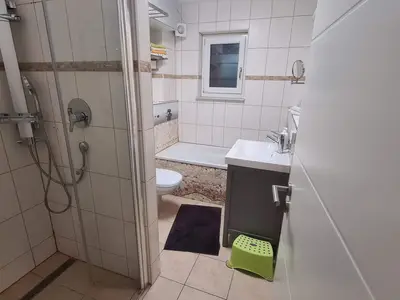 INSIDE, BATHROOM