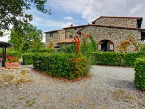 23839043-Ferienwohnung-4-Gaiole In Chianti-300x225-5