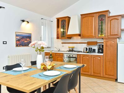 Ferienwohnung für 4 Personen (60 m²) in Galižana 8/10