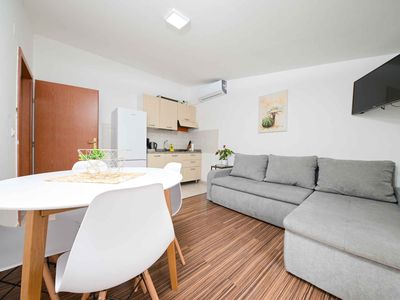 Ferienwohnung für 3 Personen (35 m²) in Galižana 8/10