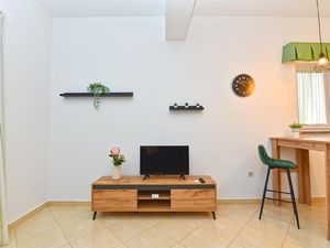 23948396-Ferienwohnung-4-Galižana-300x225-5