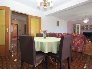 23439533-Ferienwohnung-6-Galižana-300x225-4