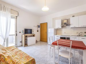 23744119-Ferienwohnung-6-Gallipoli-300x225-1