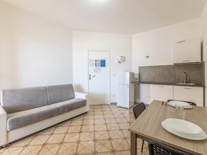 23751527-Ferienwohnung-4-Gallipoli-300x225-5