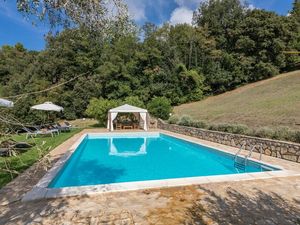 23038505-Ferienwohnung-6-Gambassi Terme-300x225-4