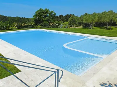 PoolOfHouse