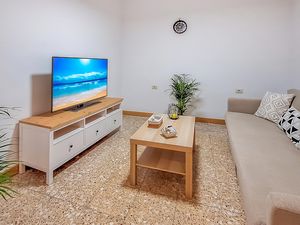 23754003-Ferienwohnung-4-Garachico-300x225-2