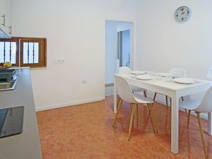 23754003-Ferienwohnung-4-Garachico-300x225-4