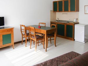 23292193-Ferienwohnung-4-Garda-300x225-3