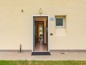 23850080-Ferienwohnung-4-Garda-300x225-1