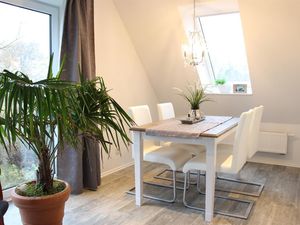 19267649-Ferienwohnung-4-Garding-300x225-1