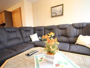 19111402-Ferienwohnung-4-Garding-300x225-5