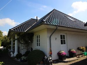 19011999-Ferienwohnung-4-Garding-300x225-1