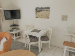 19277703-Ferienwohnung-4-Garding-300x225-5