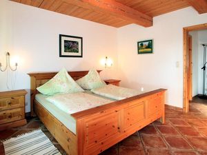 21976219-Ferienwohnung-4-Garding-300x225-3