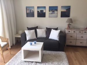 23884978-Ferienwohnung-2-Garding-300x225-1