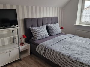 23976471-Ferienwohnung-2-Garding-300x225-3