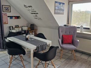 23976472-Ferienwohnung-4-Garding-300x225-4