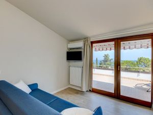 22240853-Ferienwohnung-2-Gardone Riviera-300x225-5