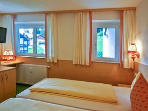 22797431-Ferienwohnung-4-Gargellen-300x225-2