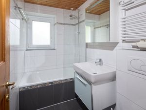 22797451-Ferienwohnung-8-Gargellen-300x225-5