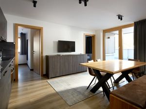 23997339-Ferienwohnung-6-Gargellen-300x225-3