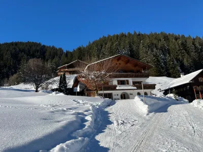 Hausansicht - Winter