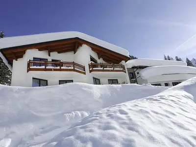Hausansicht - Winter