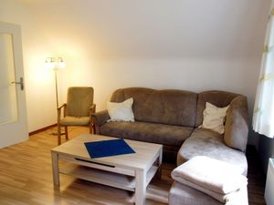 19006116-Ferienwohnung-4-Garlstorf-300x225-3