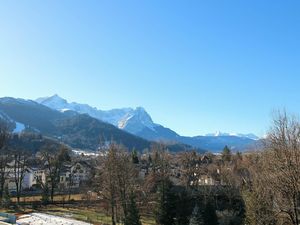 23297802-Ferienwohnung-3-Garmisch-Partenkirchen-300x225-2