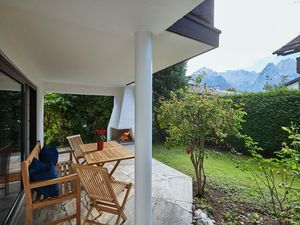 23923284-Ferienwohnung-3-Garmisch-Partenkirchen-300x225-1