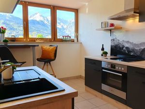 23955229-Ferienwohnung-4-Garmisch-Partenkirchen-300x225-1