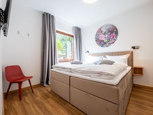 23878982-Ferienwohnung-3-Garmisch-Partenkirchen-300x225-3