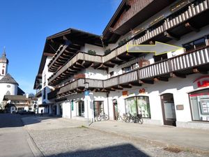 23960323-Ferienwohnung-2-Garmisch-Partenkirchen-300x225-5