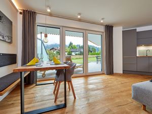 24048861-Ferienwohnung-4-Garmisch-Partenkirchen-300x225-3