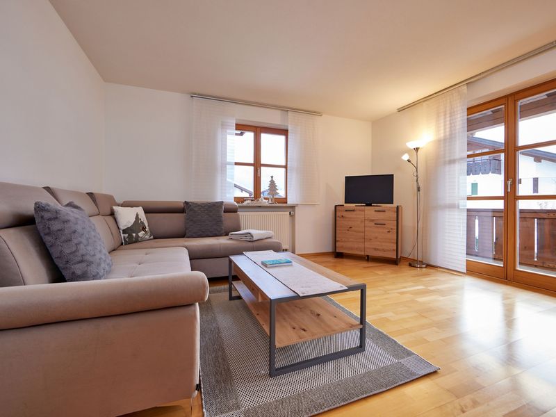 24048882-Ferienwohnung-4-Garmisch-Partenkirchen-800x600-2