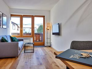 24048884-Ferienwohnung-3-Garmisch-Partenkirchen-300x225-1