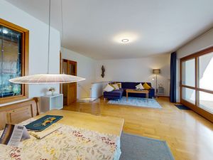 24048887-Ferienwohnung-4-Garmisch-Partenkirchen-300x225-1