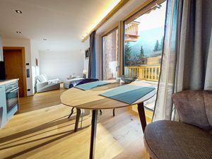 24048889-Ferienwohnung-2-Garmisch-Partenkirchen-300x225-2