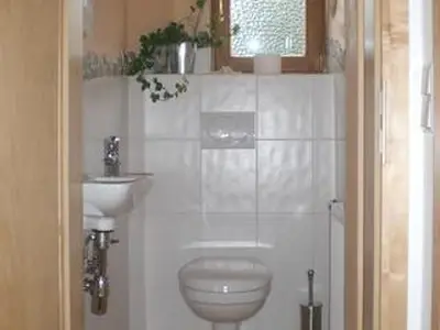 separate Toilette