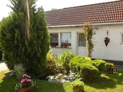 Ferienwohnung für 6 Personen (50 m²) in Garz (Rügen) 1/10