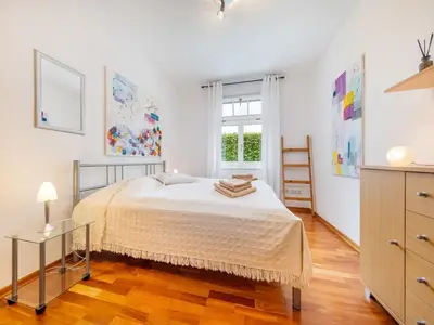 Ferienwohnung für 6 Personen (120 m²) in Garz (Rügen) 2/10