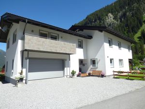 21529579-Ferienwohnung-6-Gaschurn-300x225-0