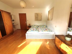 23997666-Ferienwohnung-6-Gaschurn-300x225-2