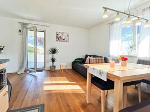 19337142-Ferienwohnung-4-Gaschurn-300x225-1