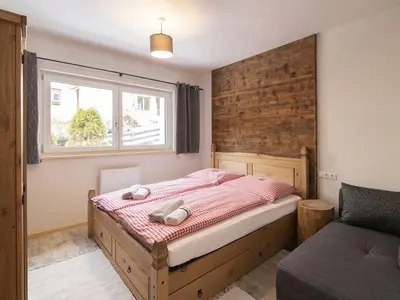 Schlafzimmer 2