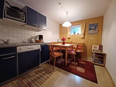 Eckbank mit Esstisch