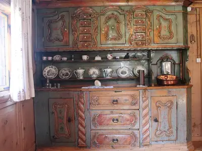 Schrank in der Stube