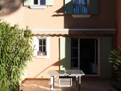 Ferienwohnung für 8 Personen (80 m²) in Gassin 2/10